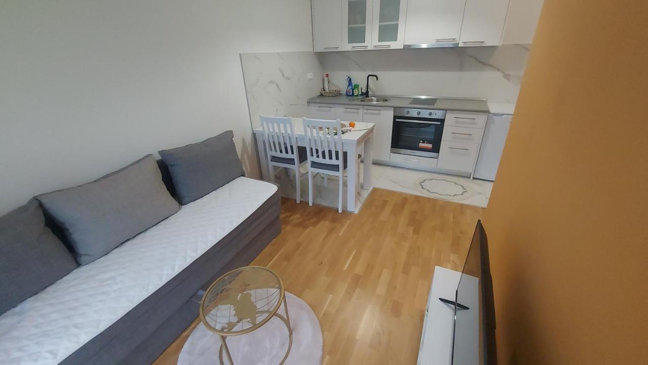 Apartman Solunska 18 Баня-Лука Екстер'єр фото