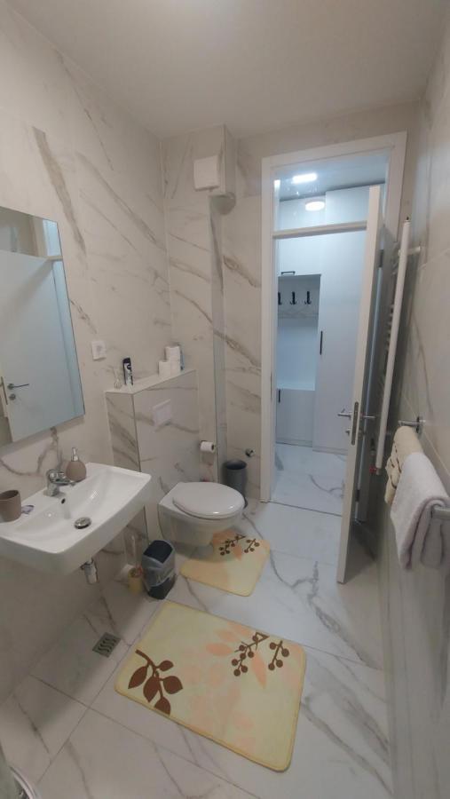 Apartman Solunska 18 Баня-Лука Екстер'єр фото